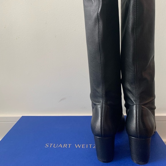 Stuart Weitzman Ricarda 60 knee high boot. Black napa leather. Size 35 EU (5 US) - Picture 2 of 6